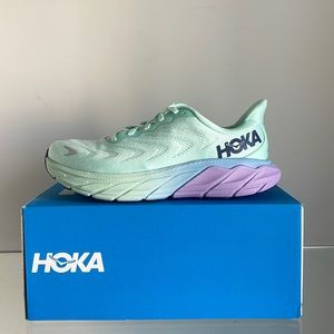 Women’s HOKA Arahi 6